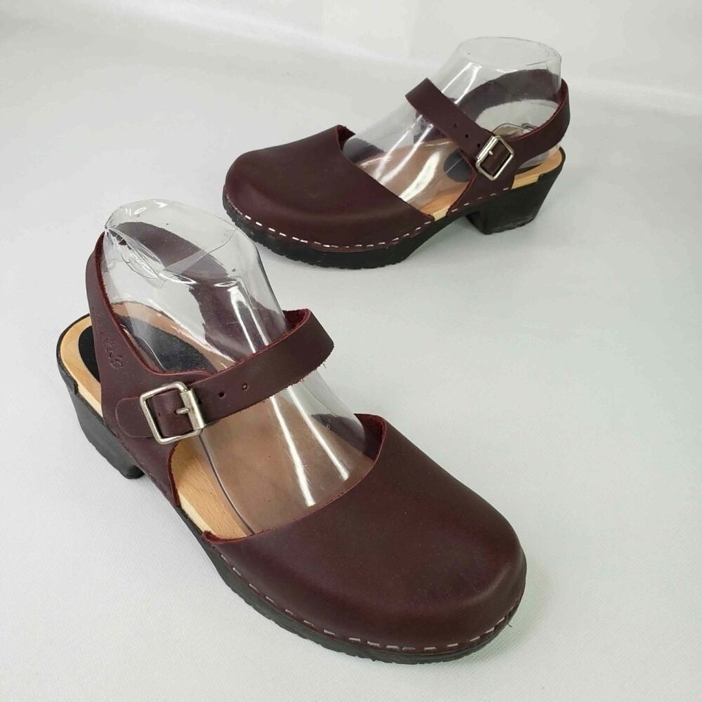 Lotta From Stockholm Burgundy Leather Mary Jane Clogs